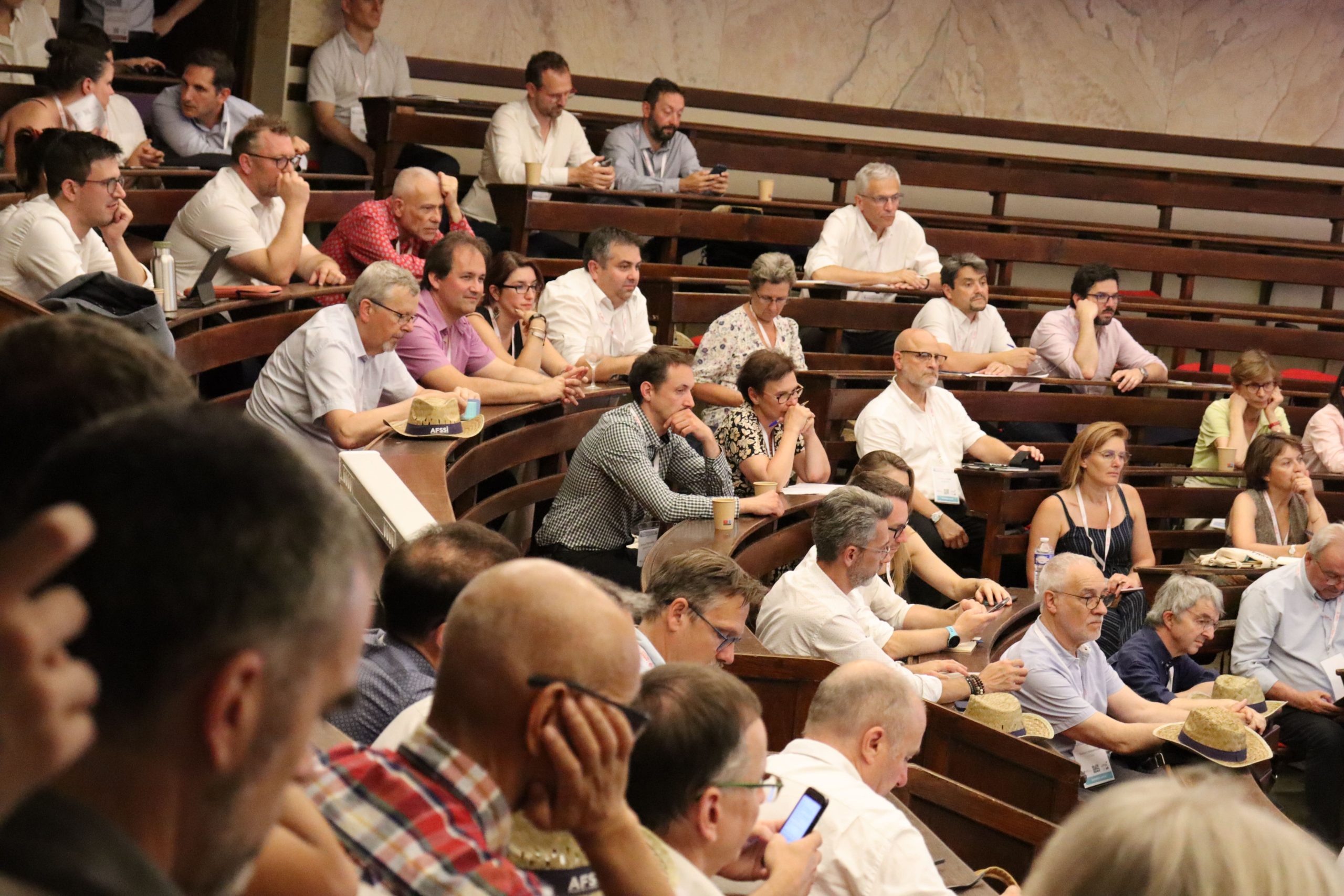 Conférences et plénières scientifiques